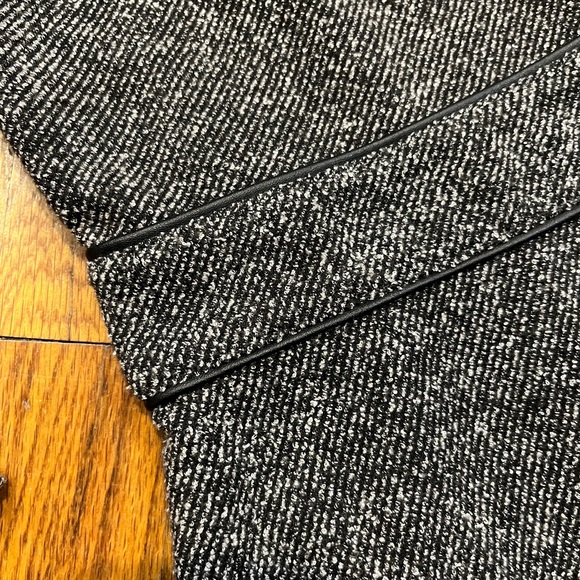 Talbots NWT Fit & Flare Dress Gray Black Tweed Leatherette Trim Knee Length S6 - Picture 7 of 9